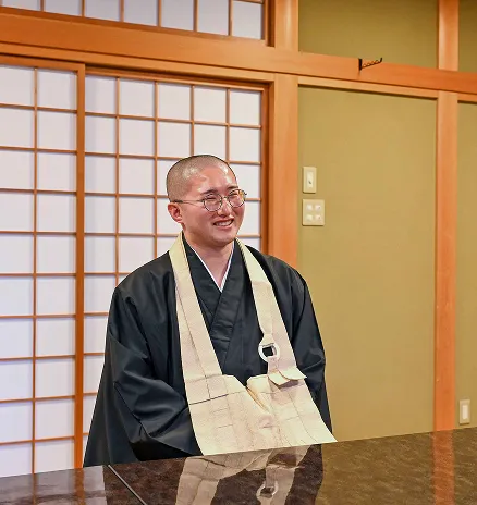 戸塚長沼霊苑正安寺・小林正滉住職